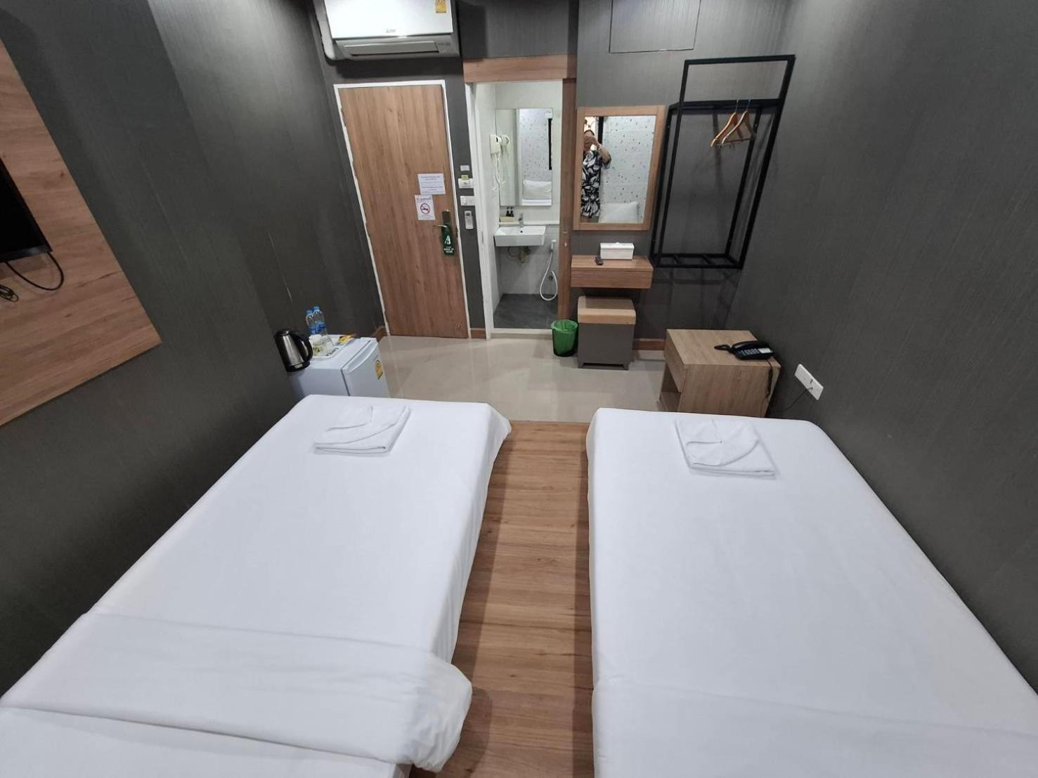 Pratunam19 Hotel Bangkok Kültér fotó