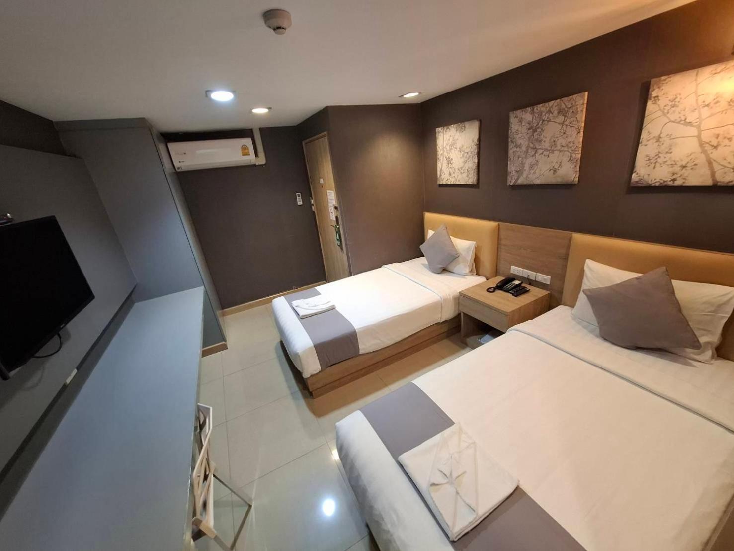 Pratunam19 Hotel Bangkok Kültér fotó