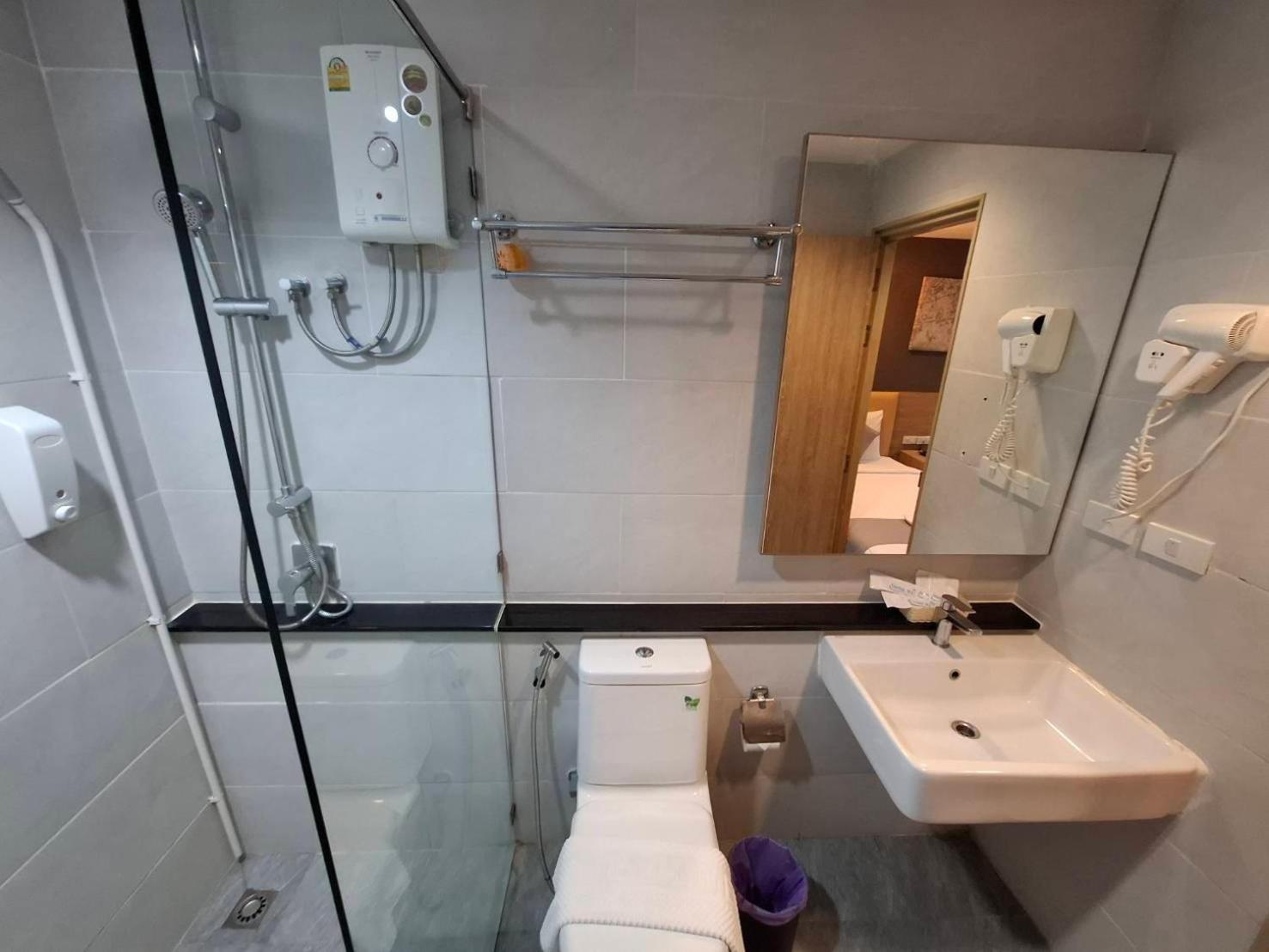 Pratunam19 Hotel Bangkok Kültér fotó